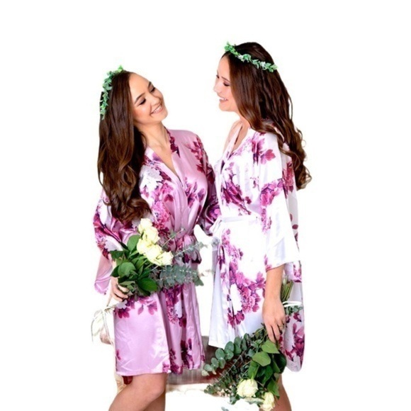 Women’s Floral Satin Kimono Robe - Pink and White - OS - NWT - Picture 1 of 2